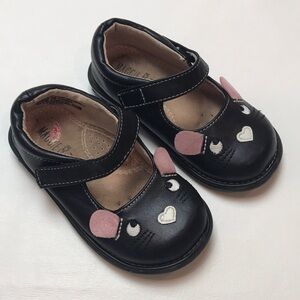 Maggie & Zoe Mouse Mary Janes (toddler size 6)
